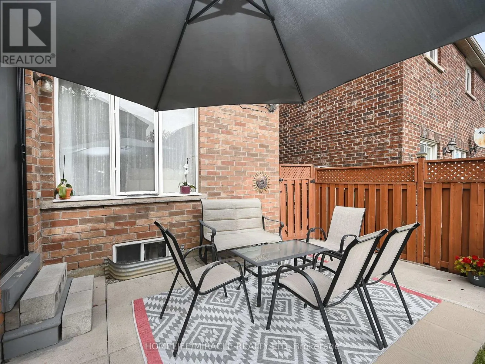 4717 COLOMBO CRESCENT