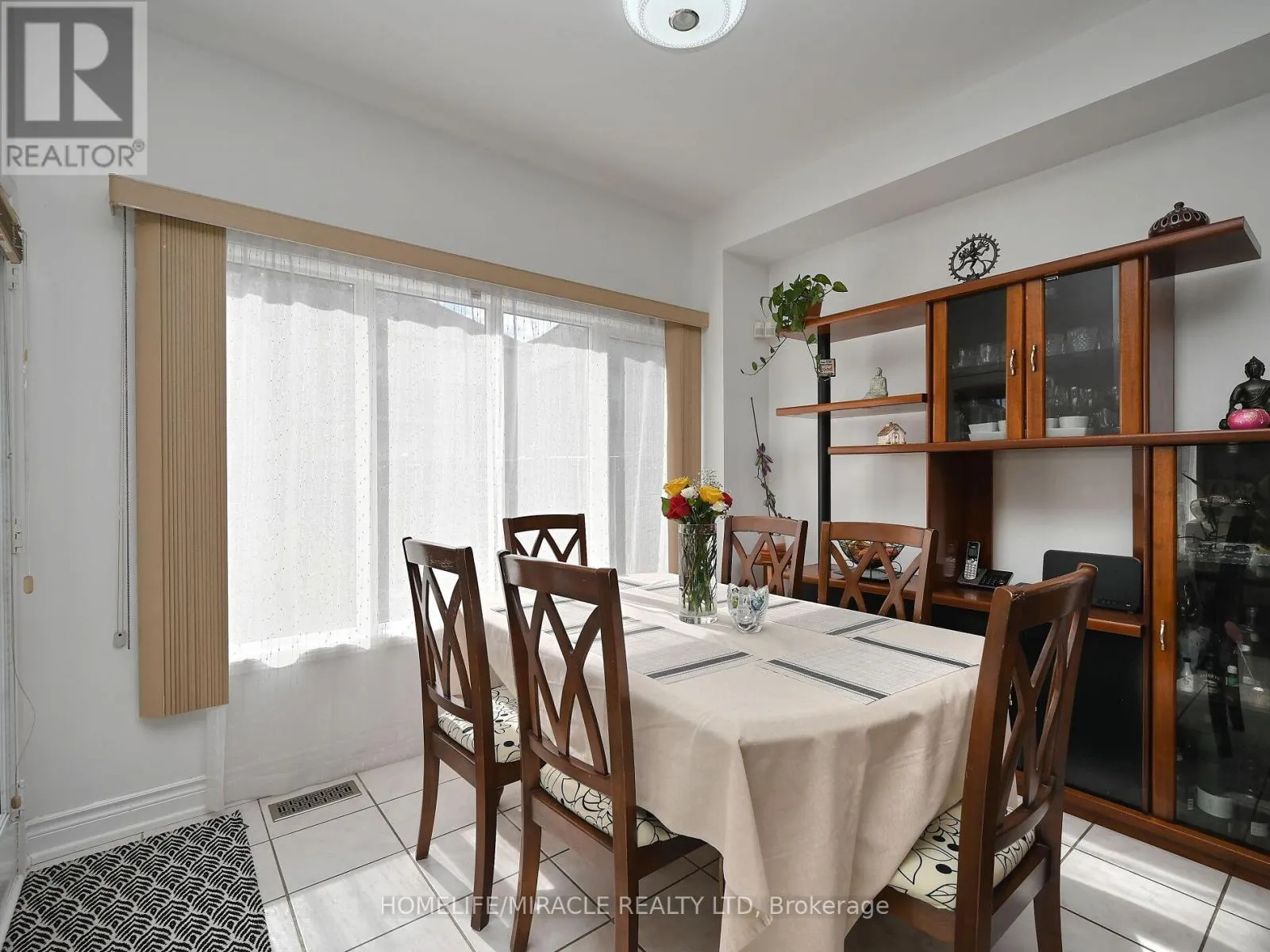 4717 COLOMBO CRESCENT