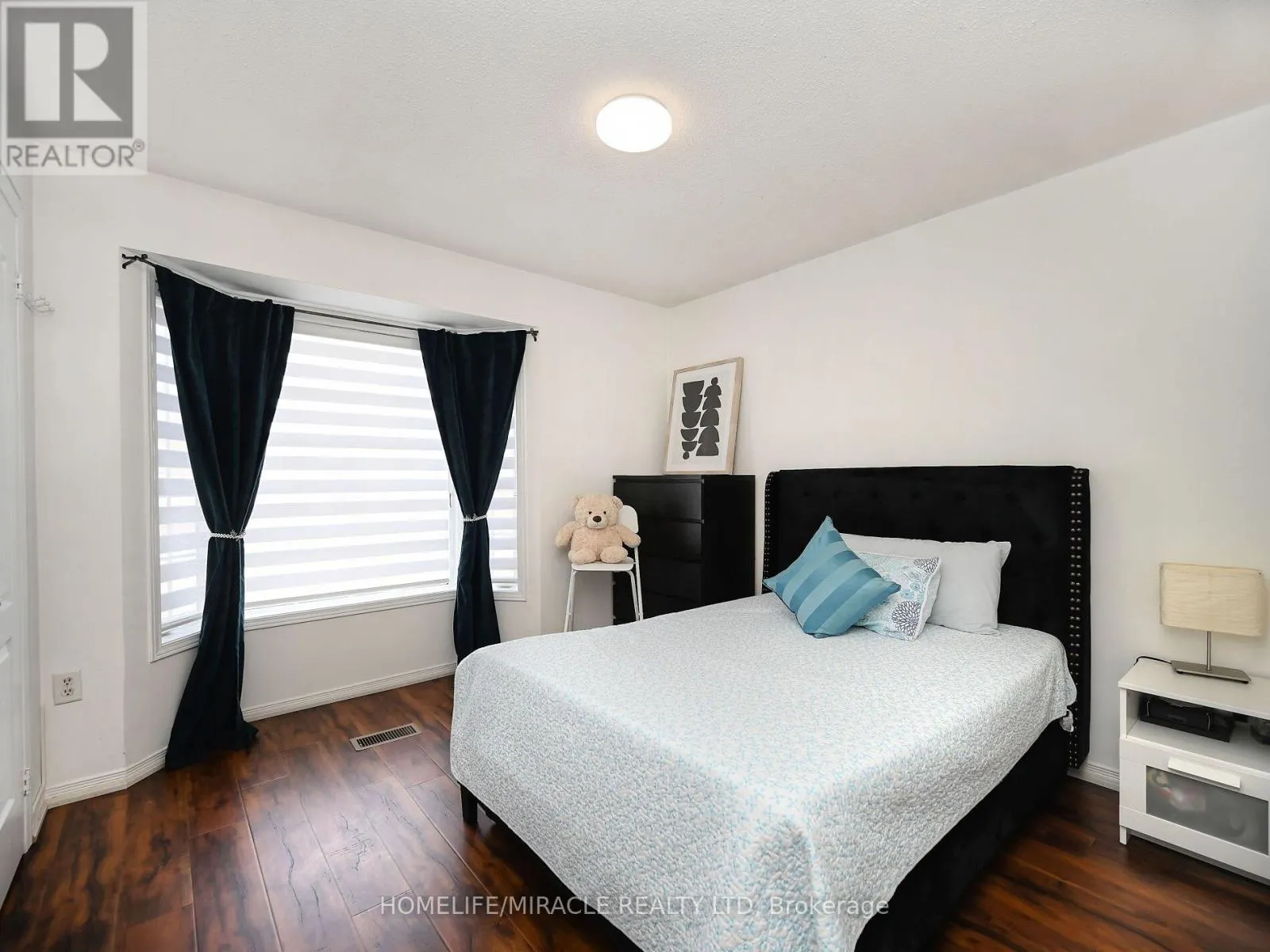 4717 COLOMBO CRESCENT