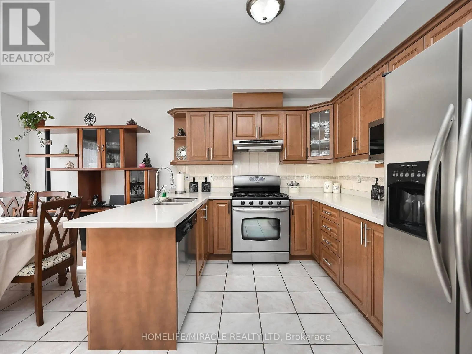 4717 COLOMBO CRESCENT