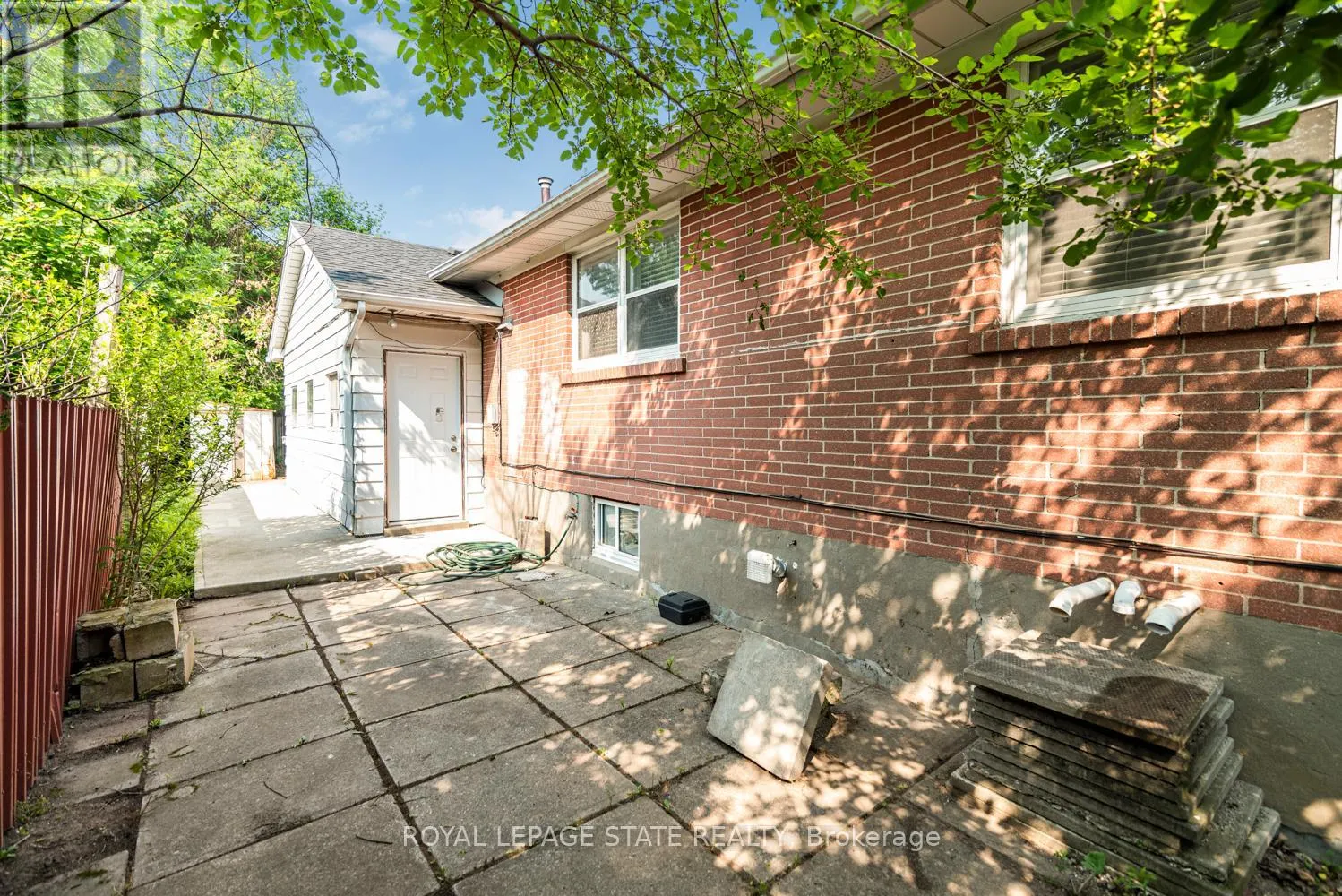 2278 MOUNT FOREST DRIVE