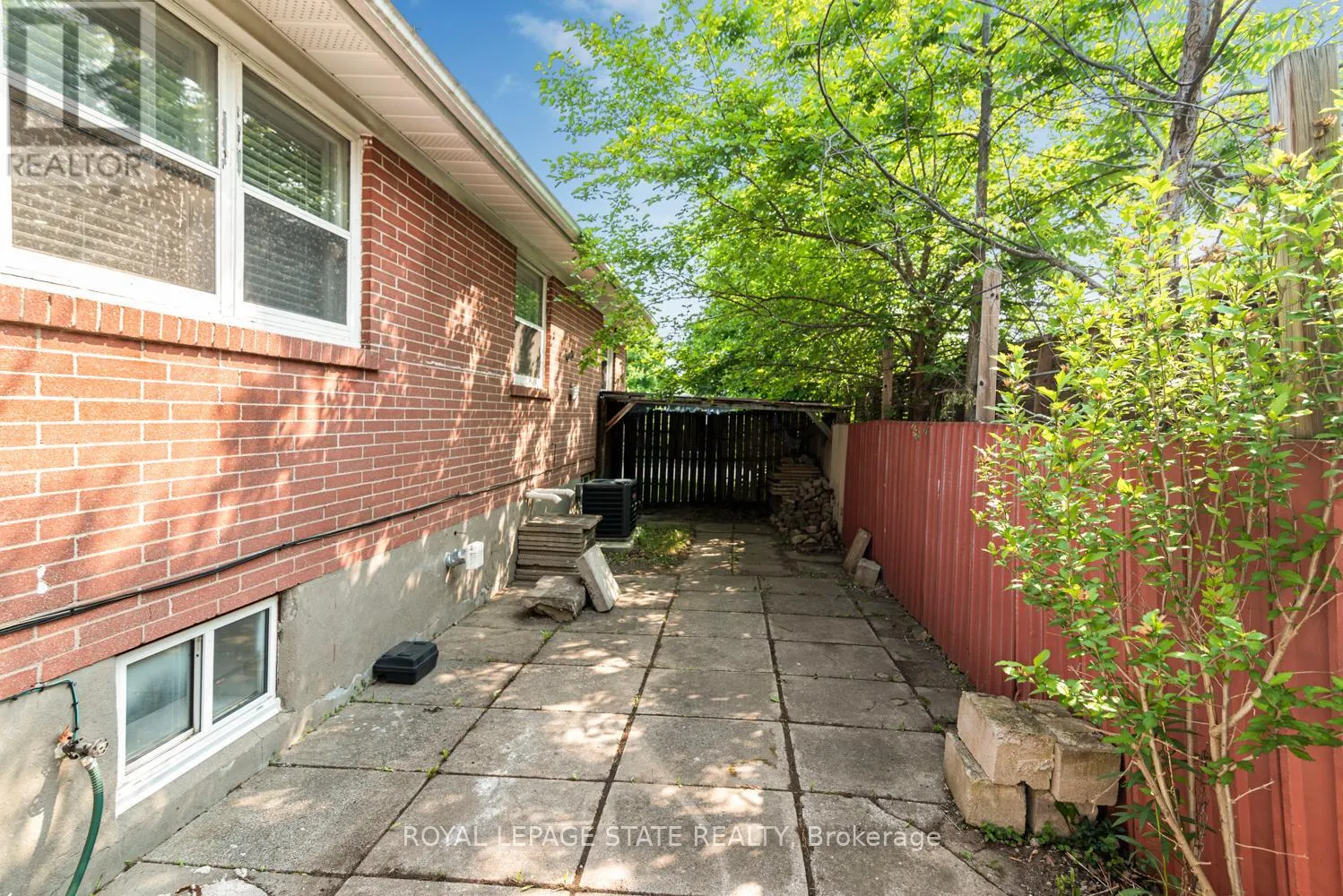 2278 MOUNT FOREST DRIVE