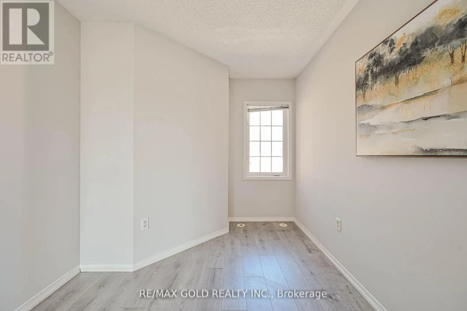 66 - 50 STRATHAVEN DRIVE