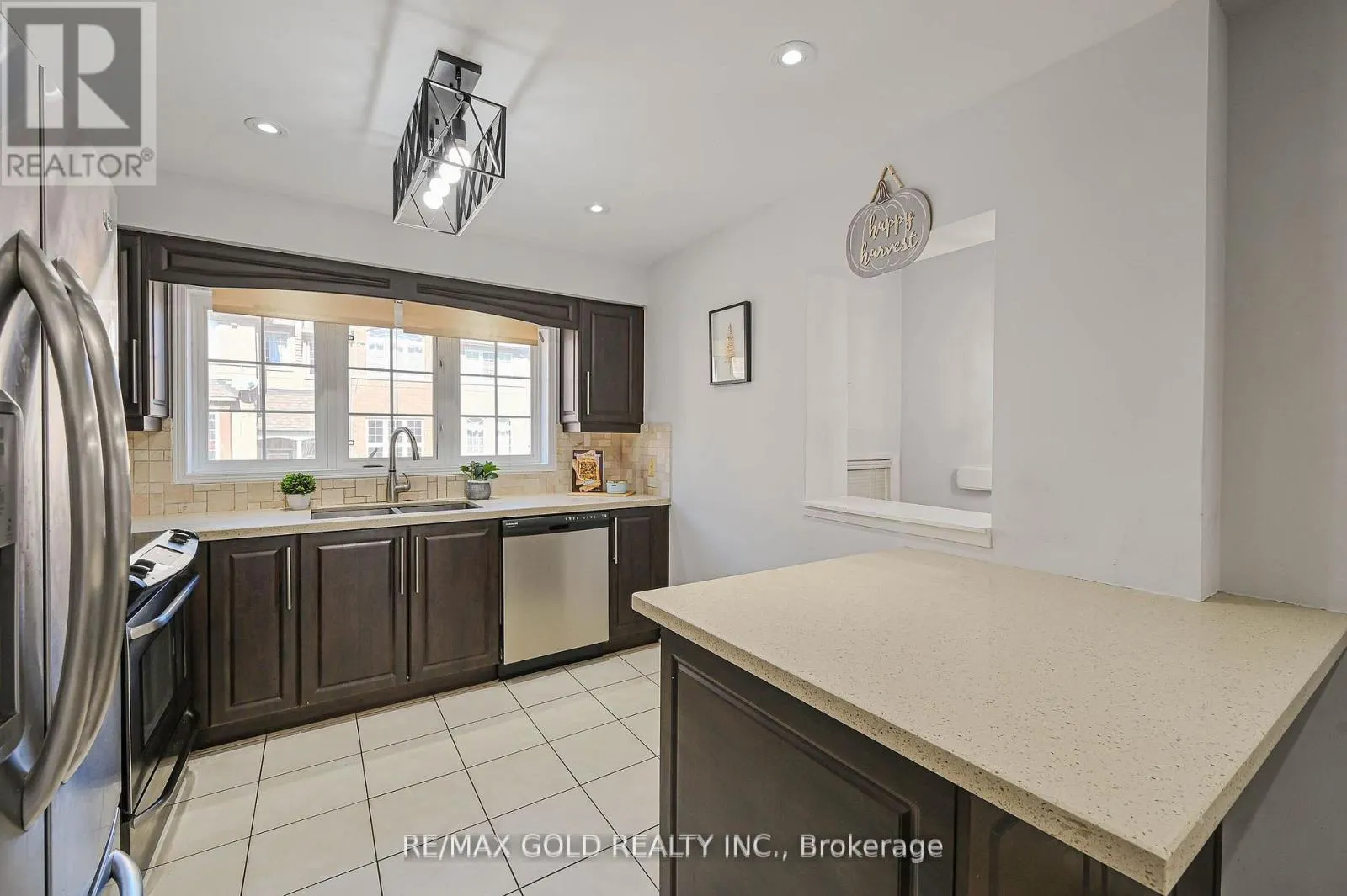 66 - 50 STRATHAVEN DRIVE