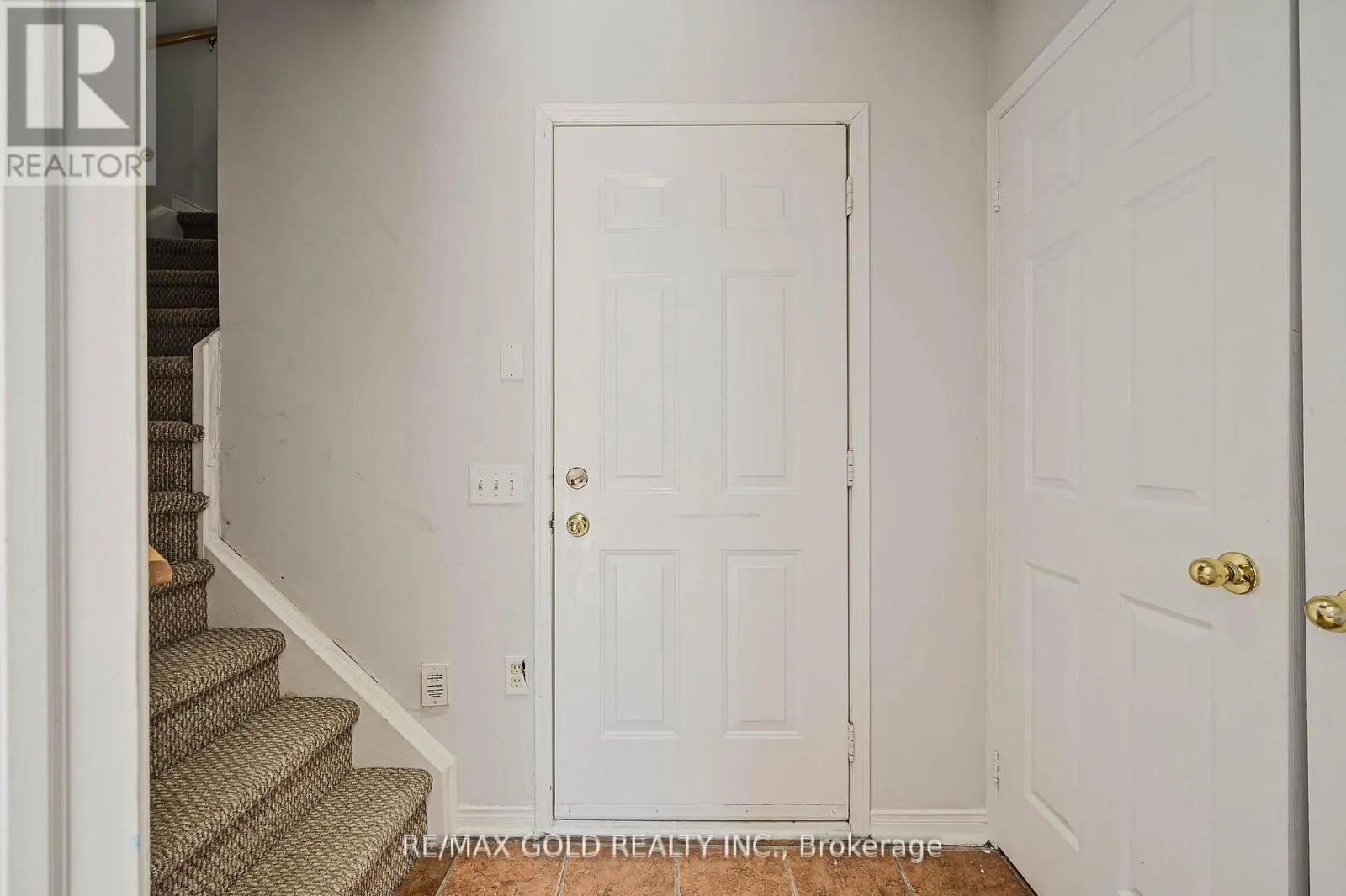 66 - 50 STRATHAVEN DRIVE