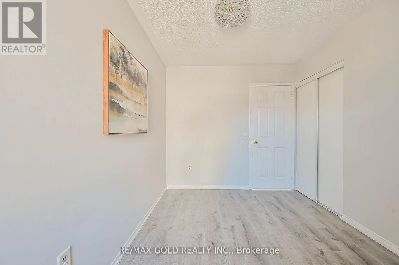 66 - 50 STRATHAVEN DRIVE