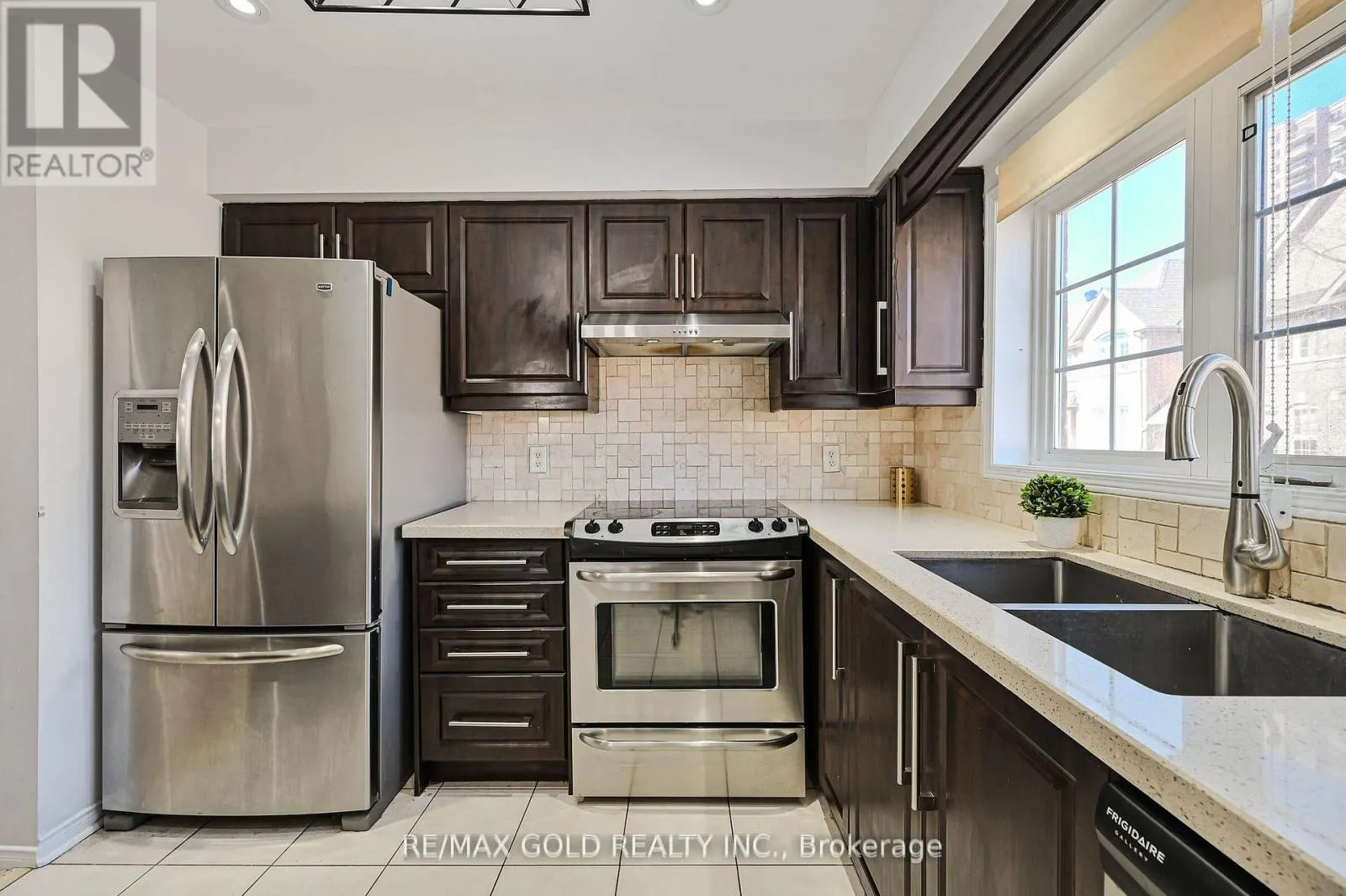 66 - 50 STRATHAVEN DRIVE