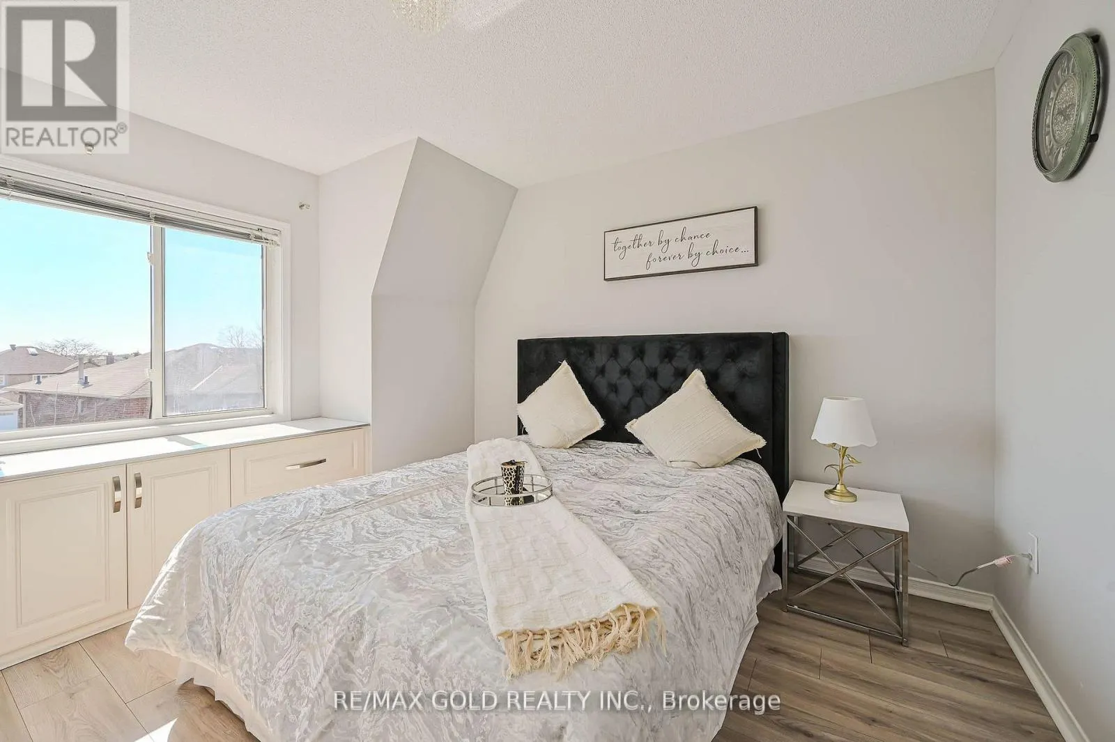 66 - 50 STRATHAVEN DRIVE