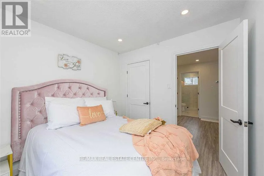 582 ELLIOTT CRESCENT