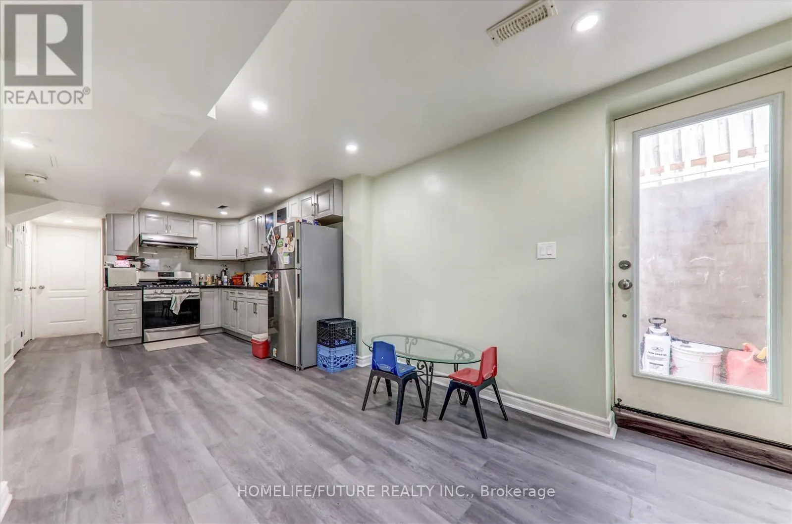 69 HEATHERDALE DRIVE