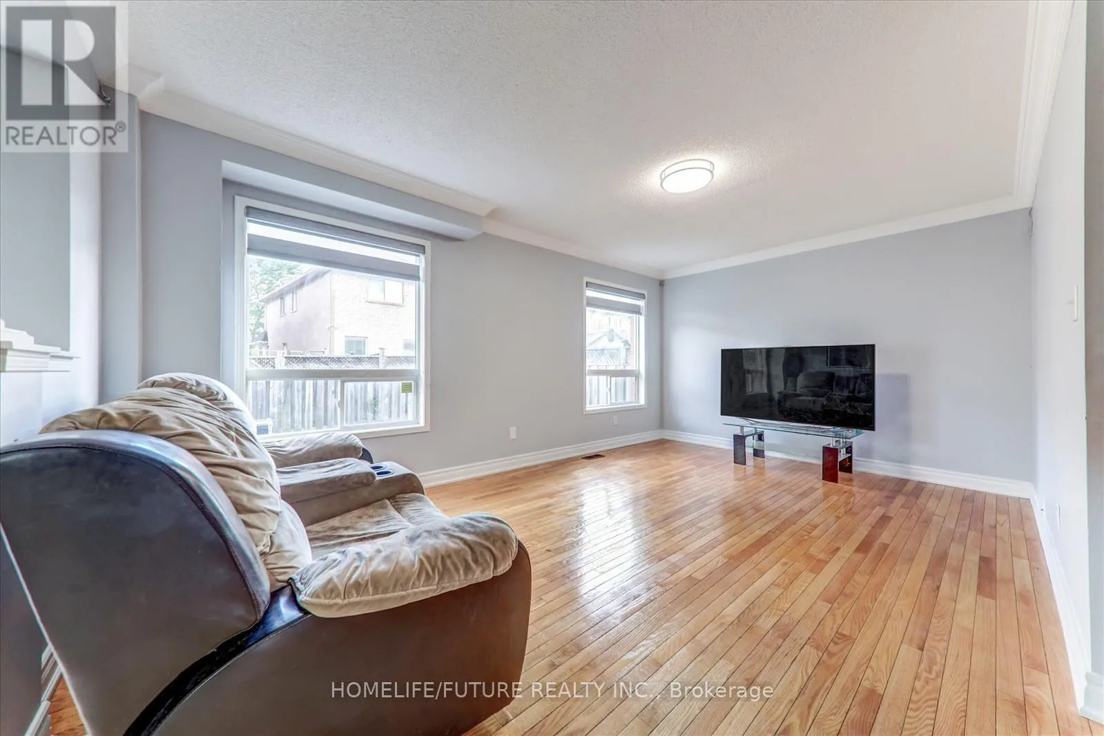 69 HEATHERDALE DRIVE