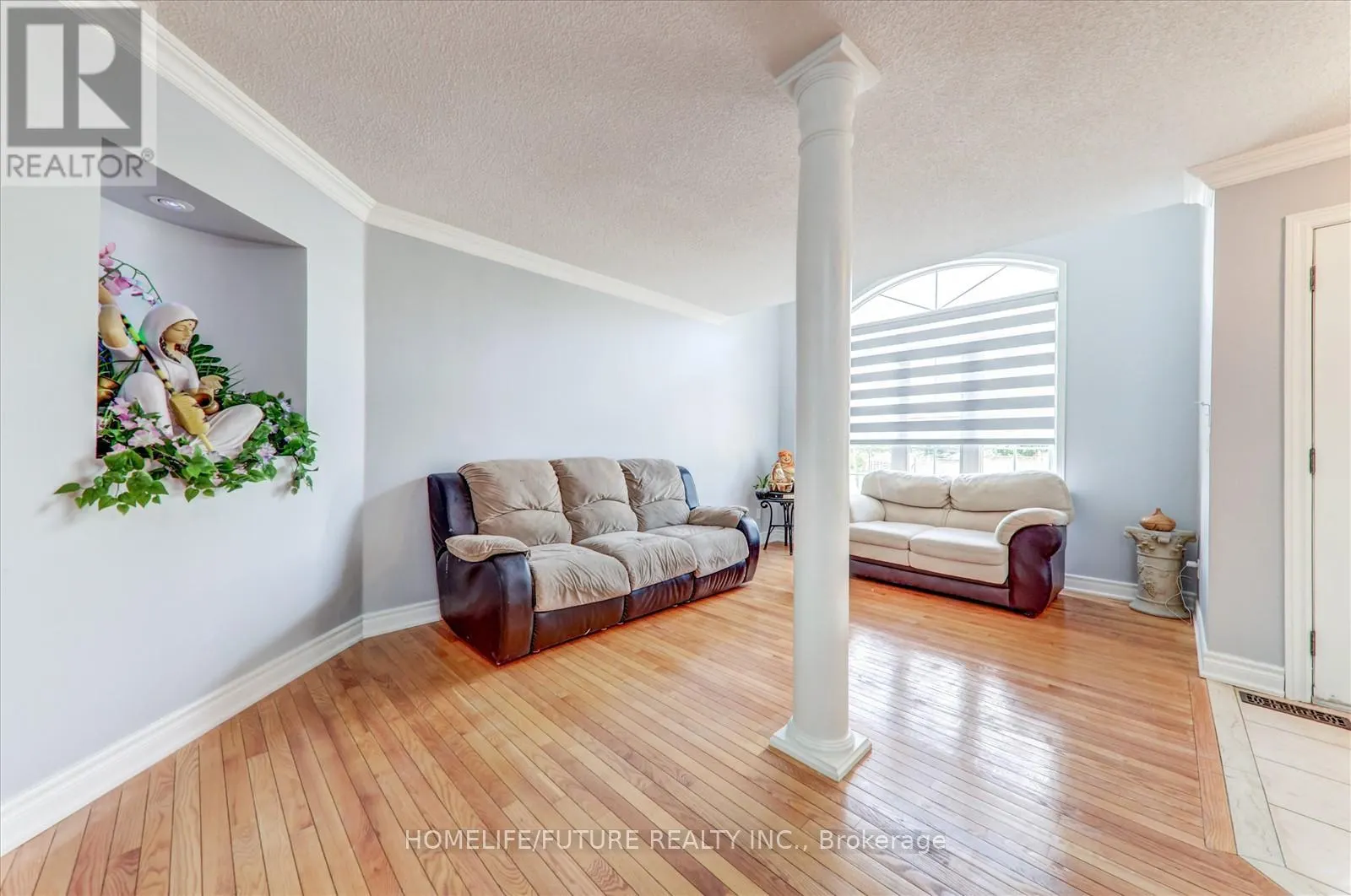 69 HEATHERDALE DRIVE