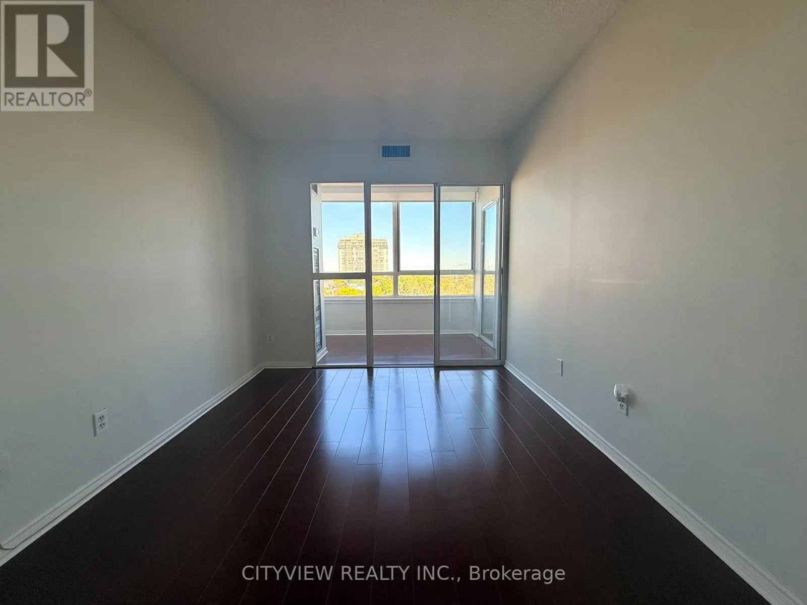 616 - 1001 CEDARGLEN GATE