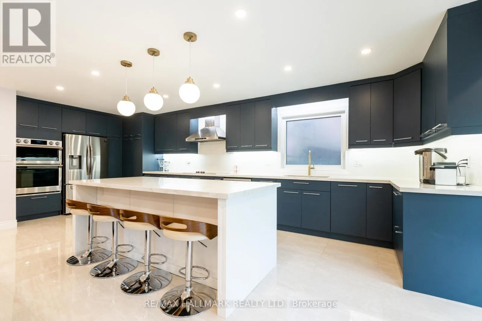 1309 SWEETBIRCH COURT