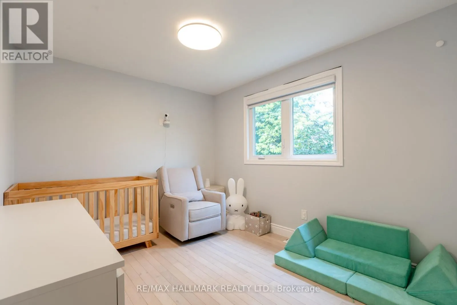 1309 SWEETBIRCH COURT