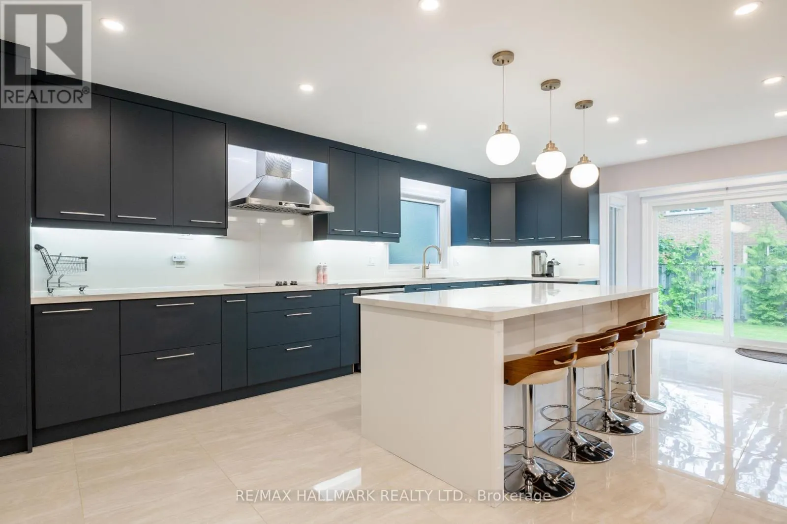 1309 SWEETBIRCH COURT