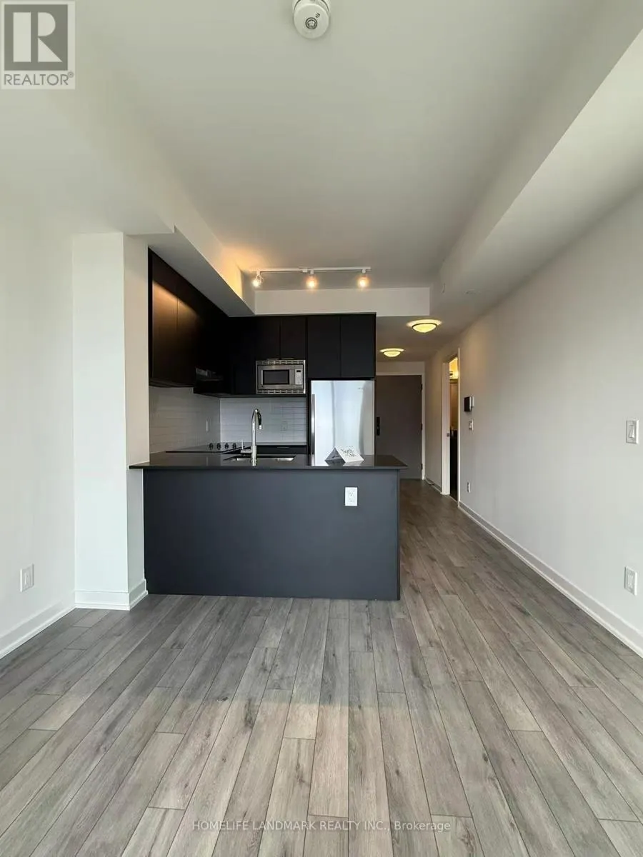 1910 - 3079 TRAFALGAR ROAD