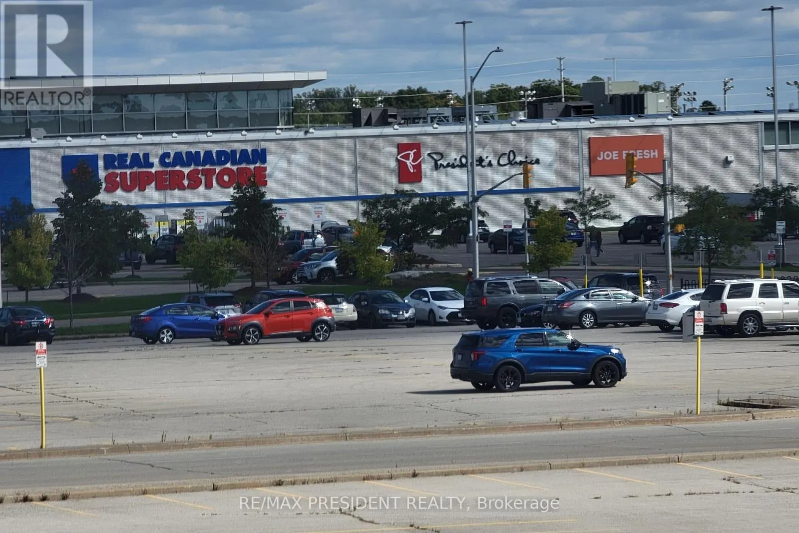 303 - 716 MAIN STREET E