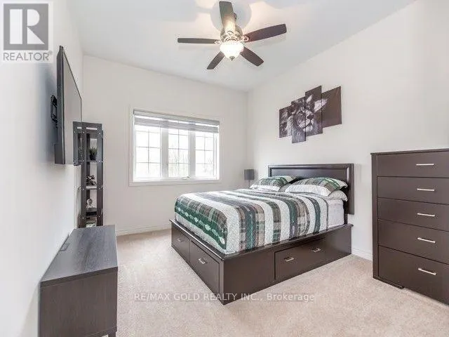 36 HAVERSTOCK CRESCENT