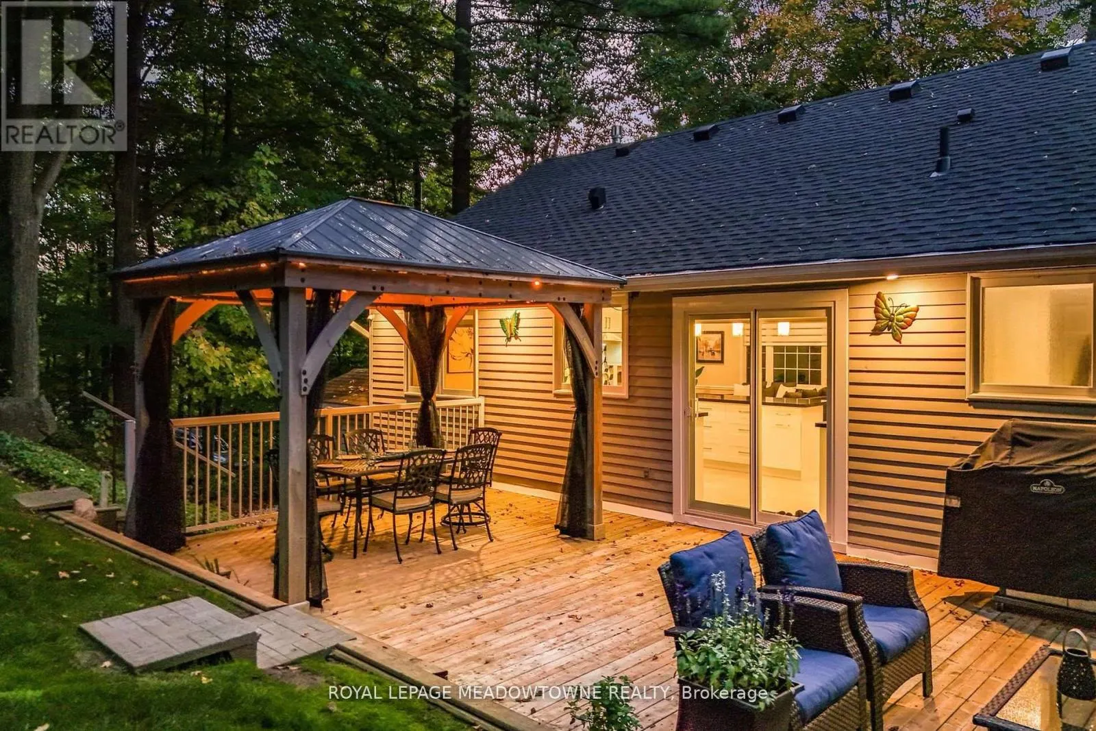 106 CAMPBELL AVENUE E