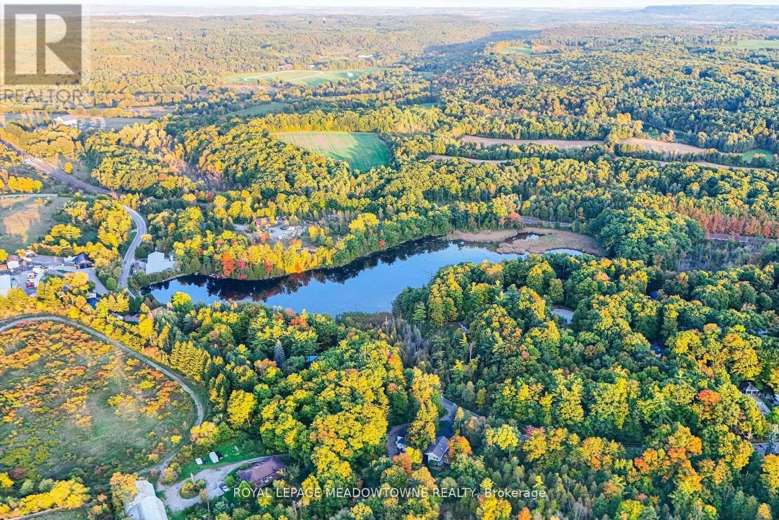 106 CAMPBELL AVENUE E