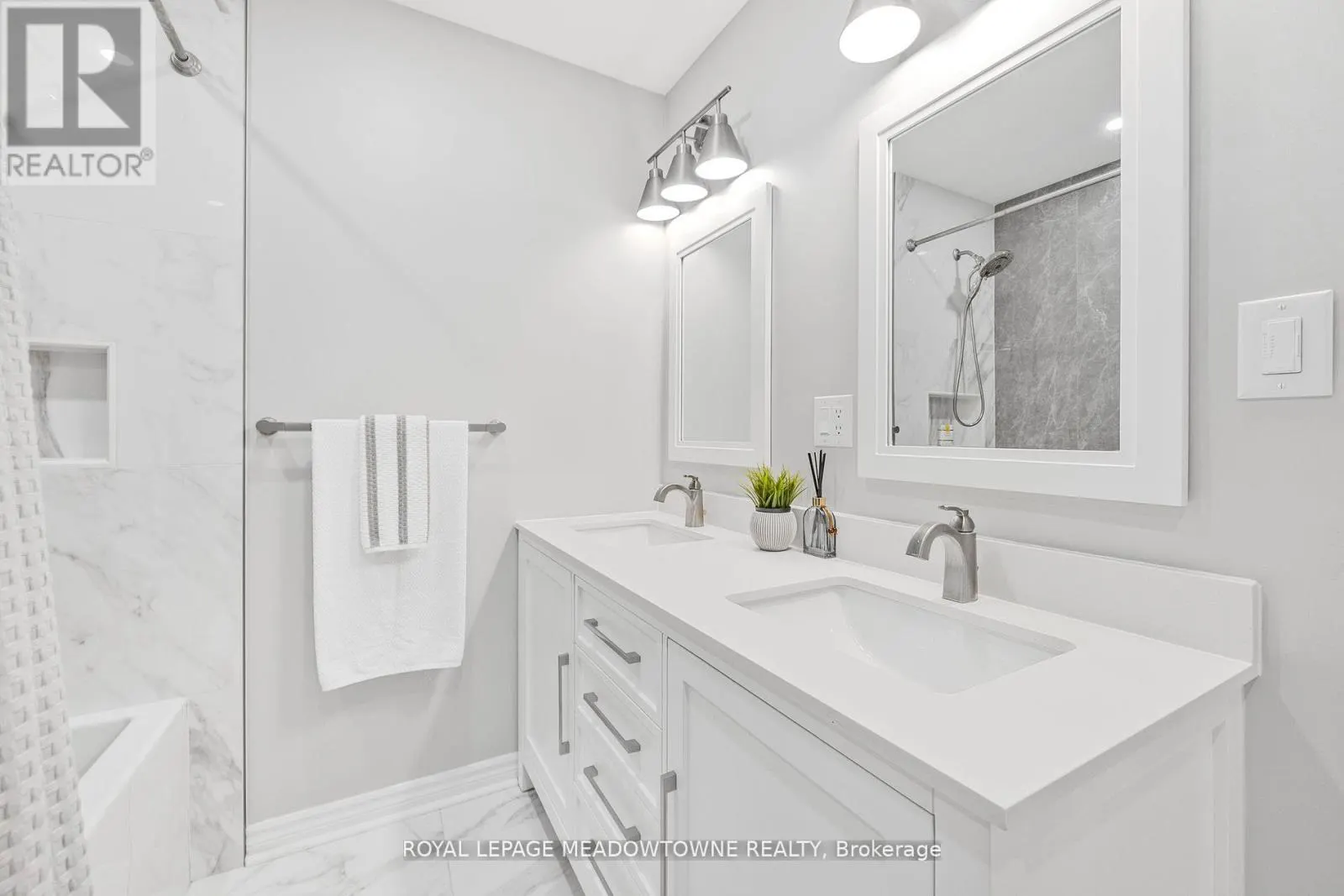 106 CAMPBELL AVENUE E