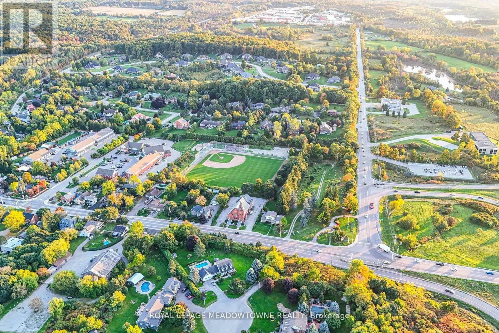 106 CAMPBELL AVENUE E