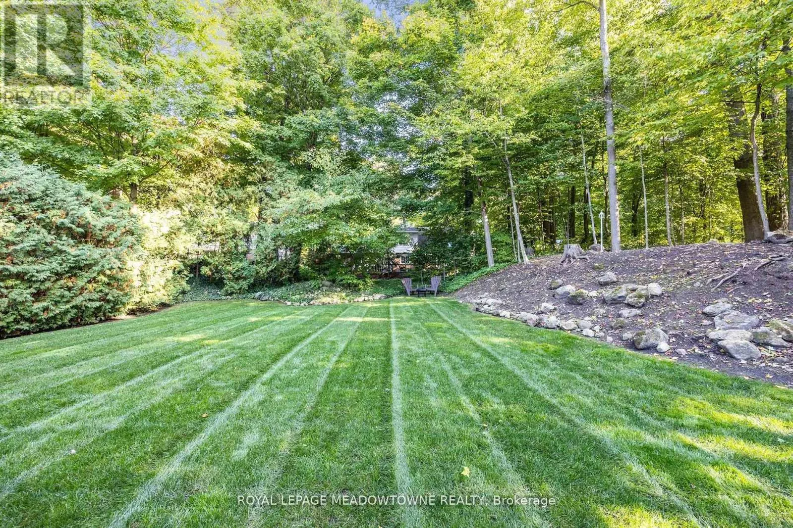 106 CAMPBELL AVENUE E