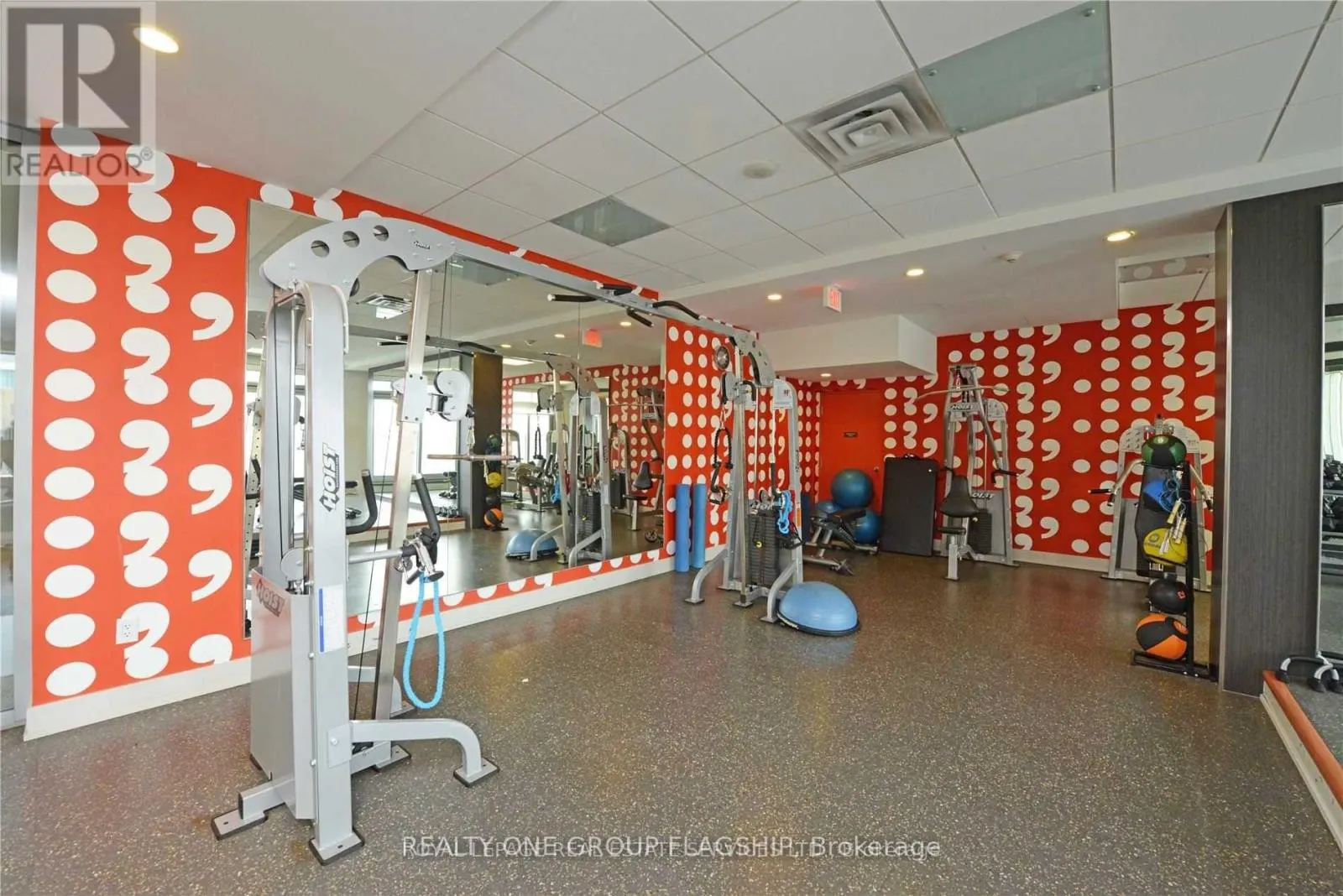 2801 - 360 SQUARE ONE DRIVE