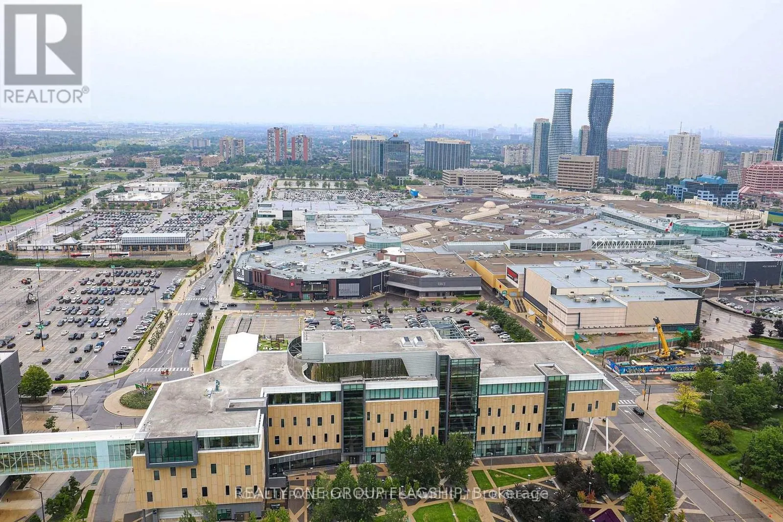 2801 - 360 SQUARE ONE DRIVE