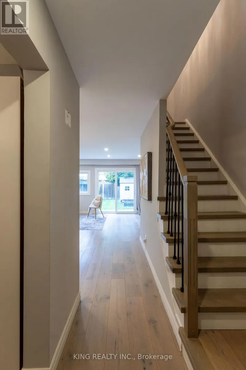 4 - 141 RIPLEY COURT