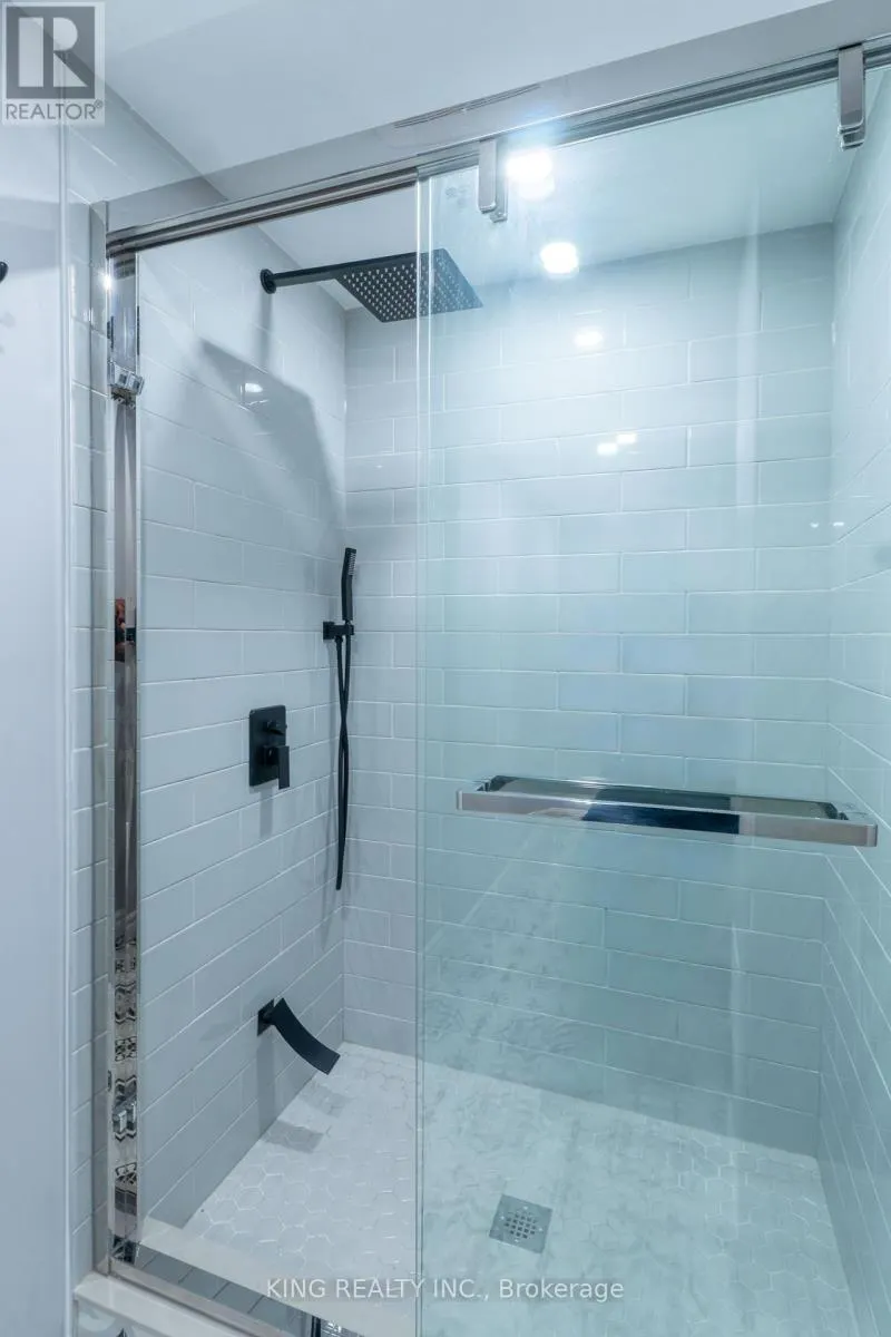 4 - 141 RIPLEY COURT