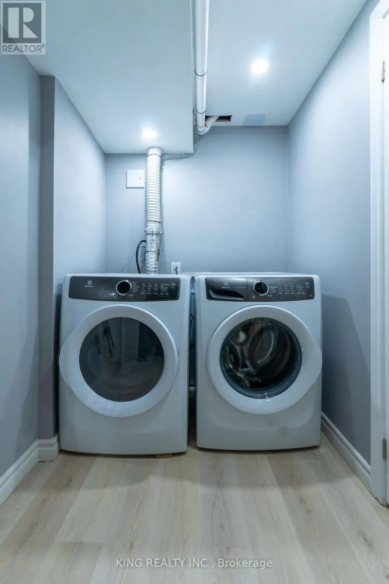 4 - 141 RIPLEY COURT