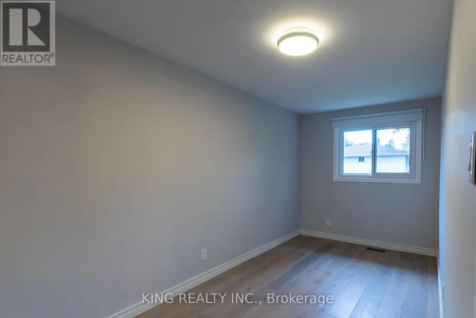 4 - 141 RIPLEY COURT