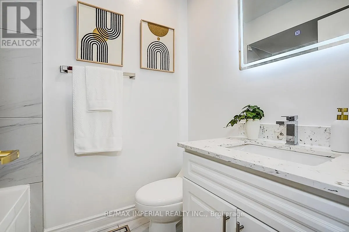 48 - 460 BRISTOL ROAD W