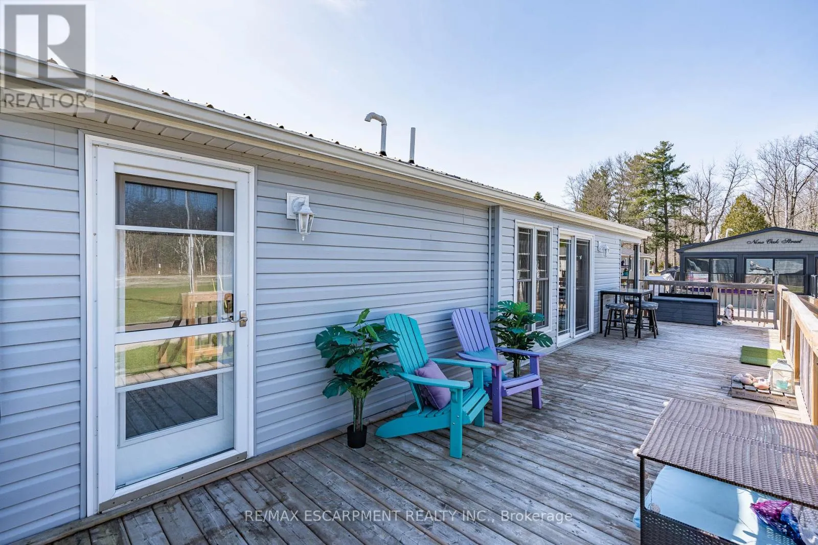 10 OAK - 4449 MILBUROUGH LINE