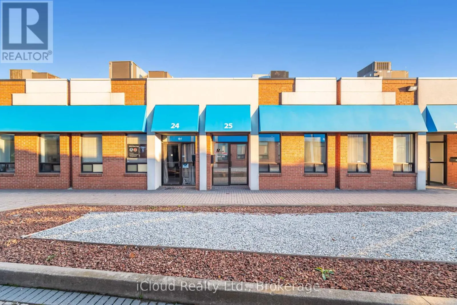 25 - 6033 SHAWSON DRIVE