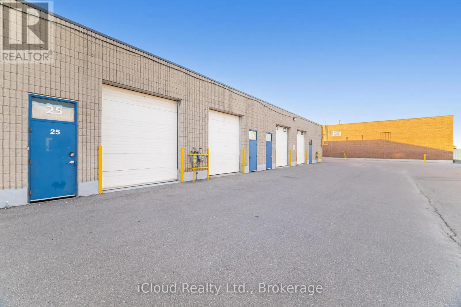 25 - 6033 SHAWSON DRIVE