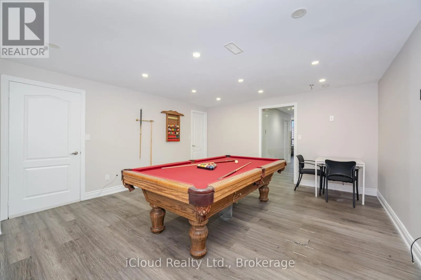 25 - 6033 SHAWSON DRIVE