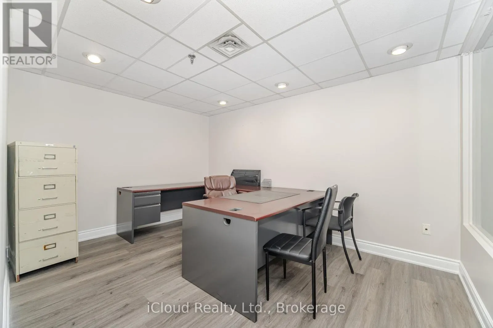 25 - 6033 SHAWSON DRIVE