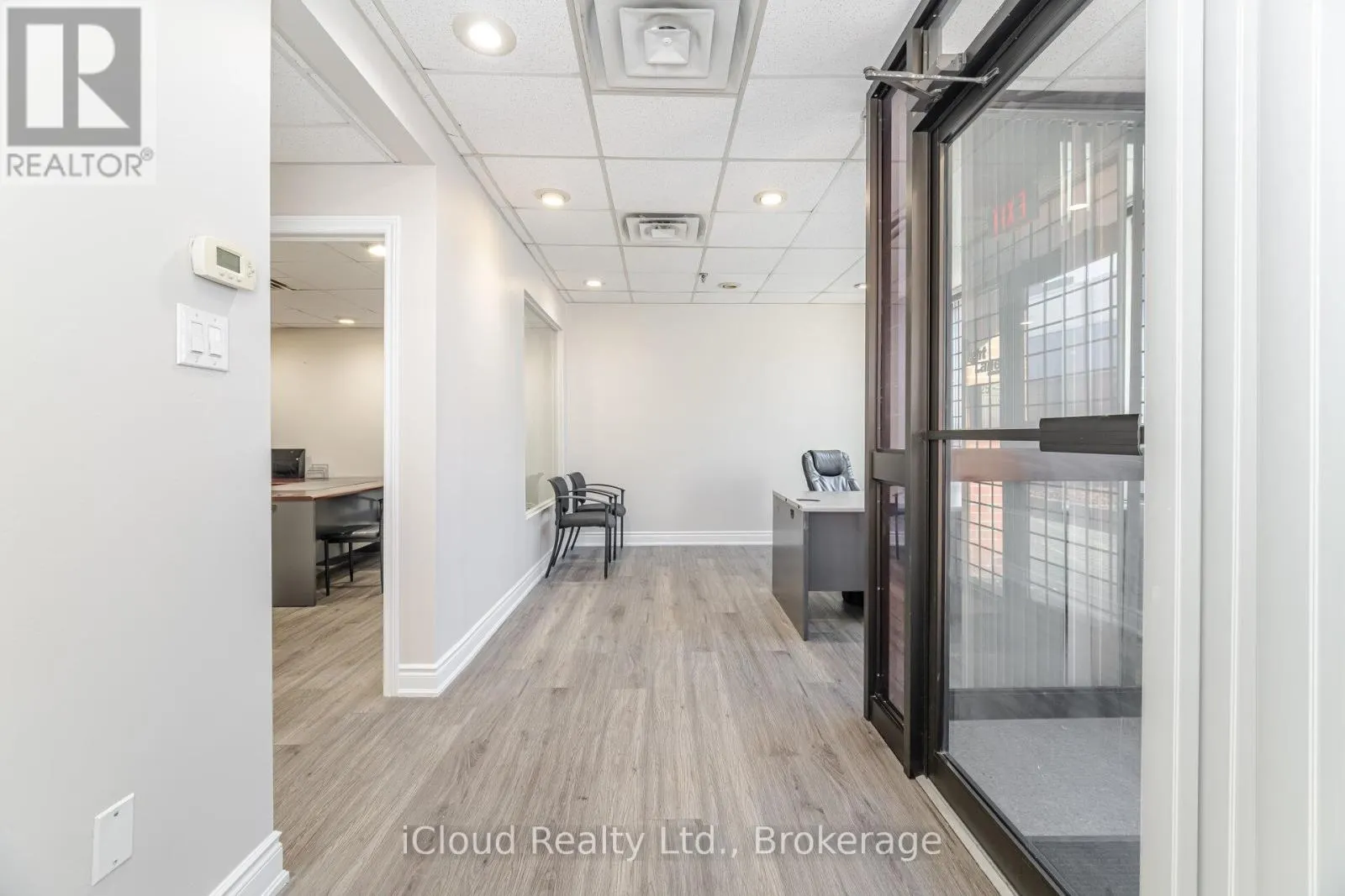 25 - 6033 SHAWSON DRIVE