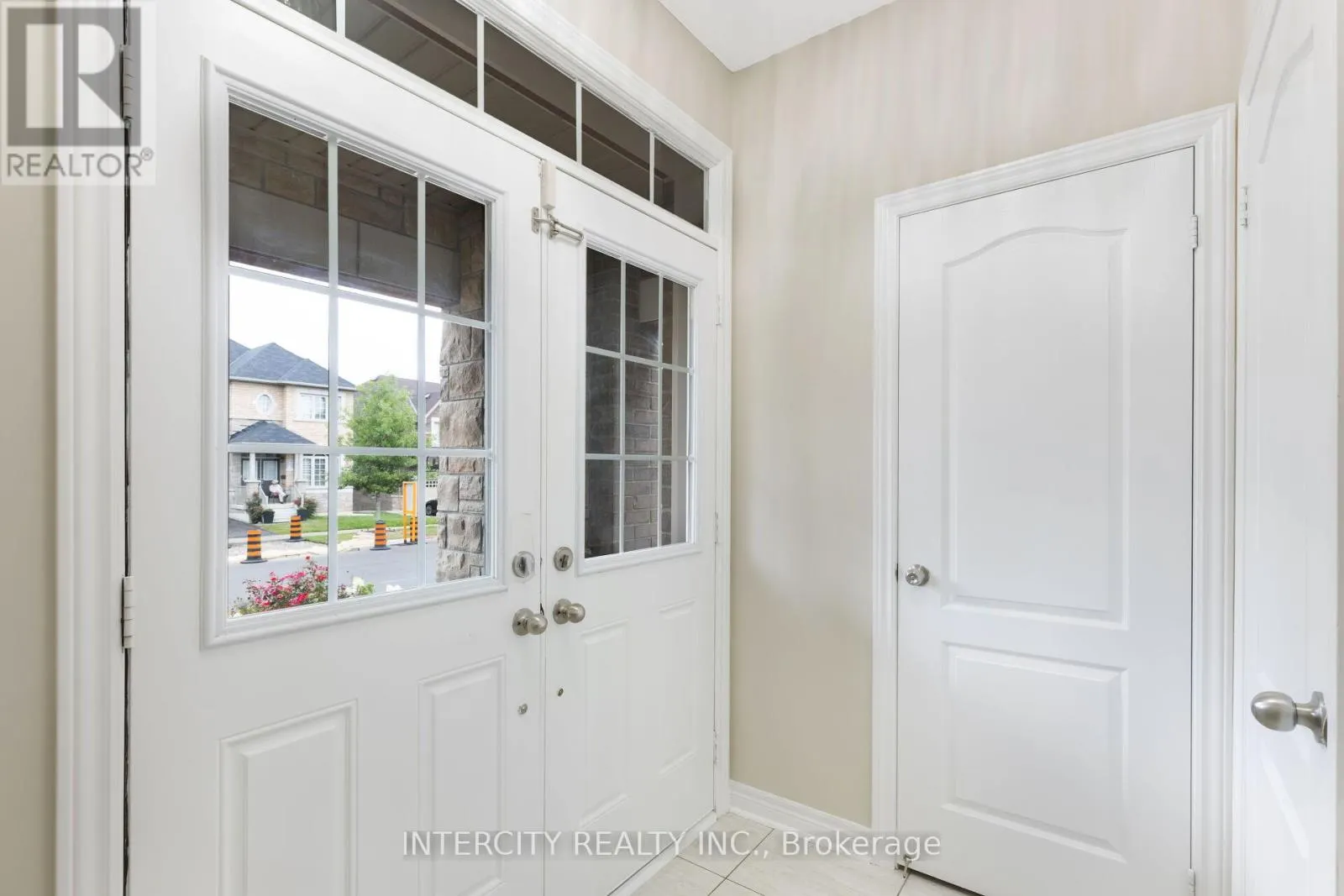 20 RUSSELL CREEK DRIVE