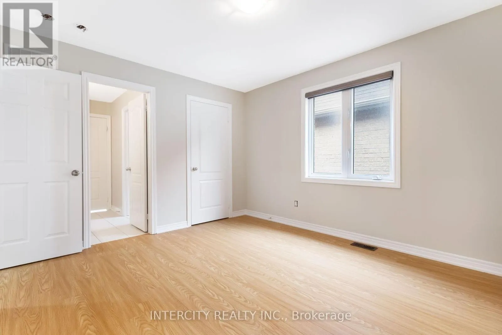 20 RUSSELL CREEK DRIVE