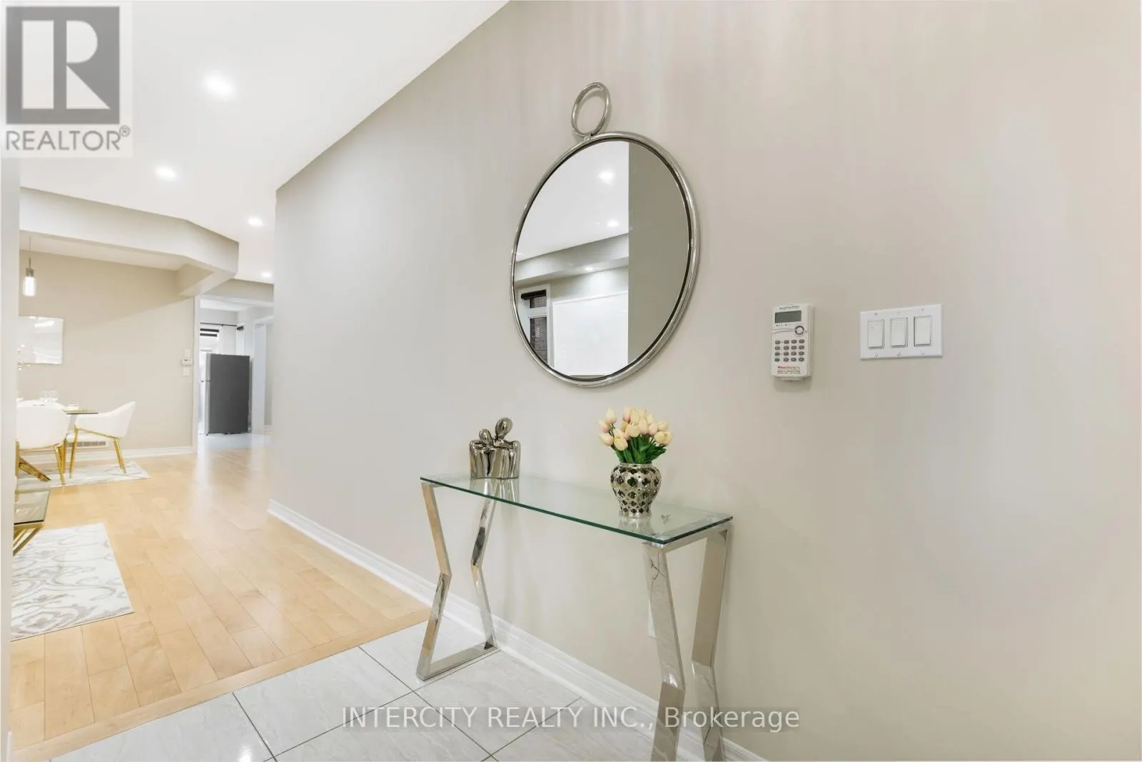 20 RUSSELL CREEK DRIVE