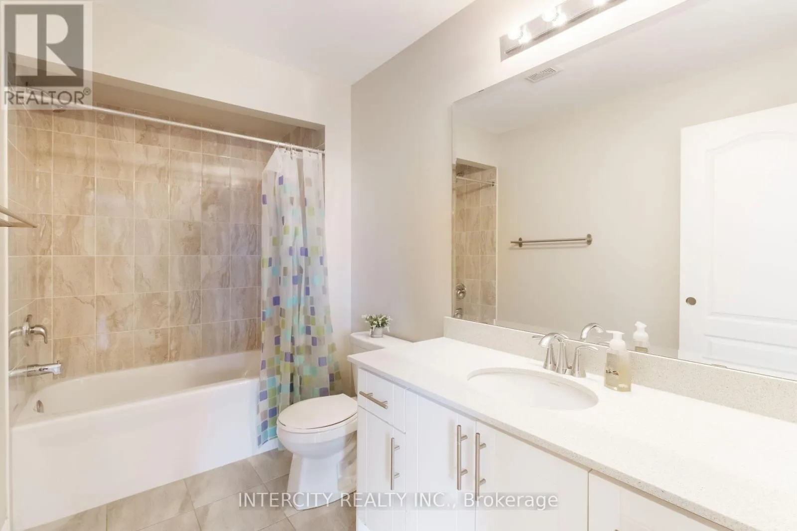 20 RUSSELL CREEK DRIVE