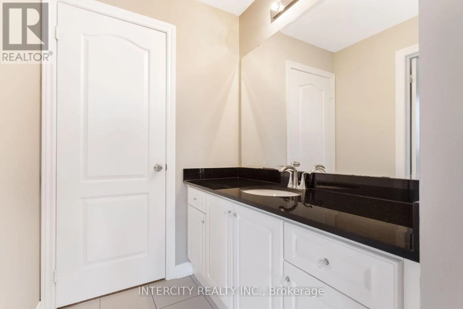 20 RUSSELL CREEK DRIVE