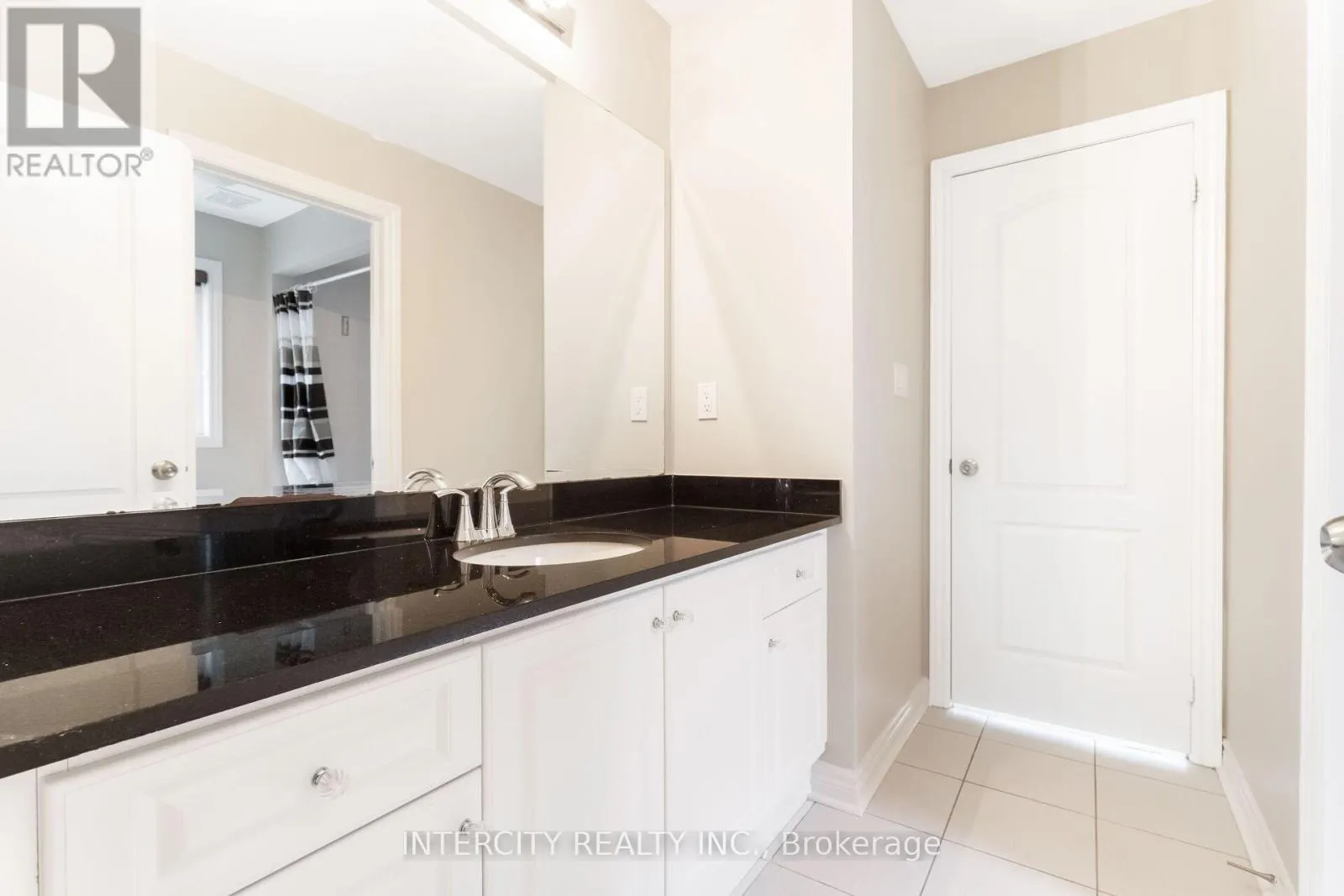 20 RUSSELL CREEK DRIVE