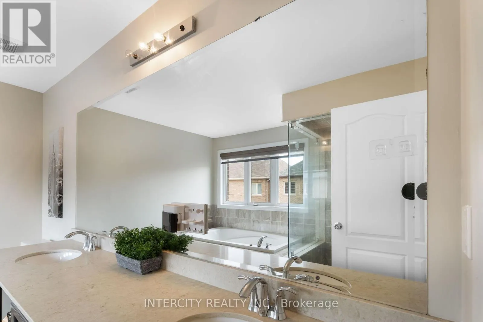 20 RUSSELL CREEK DRIVE