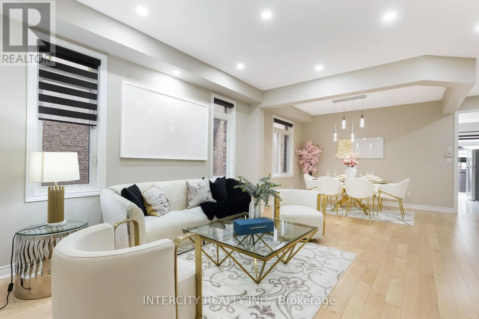 20 RUSSELL CREEK DRIVE