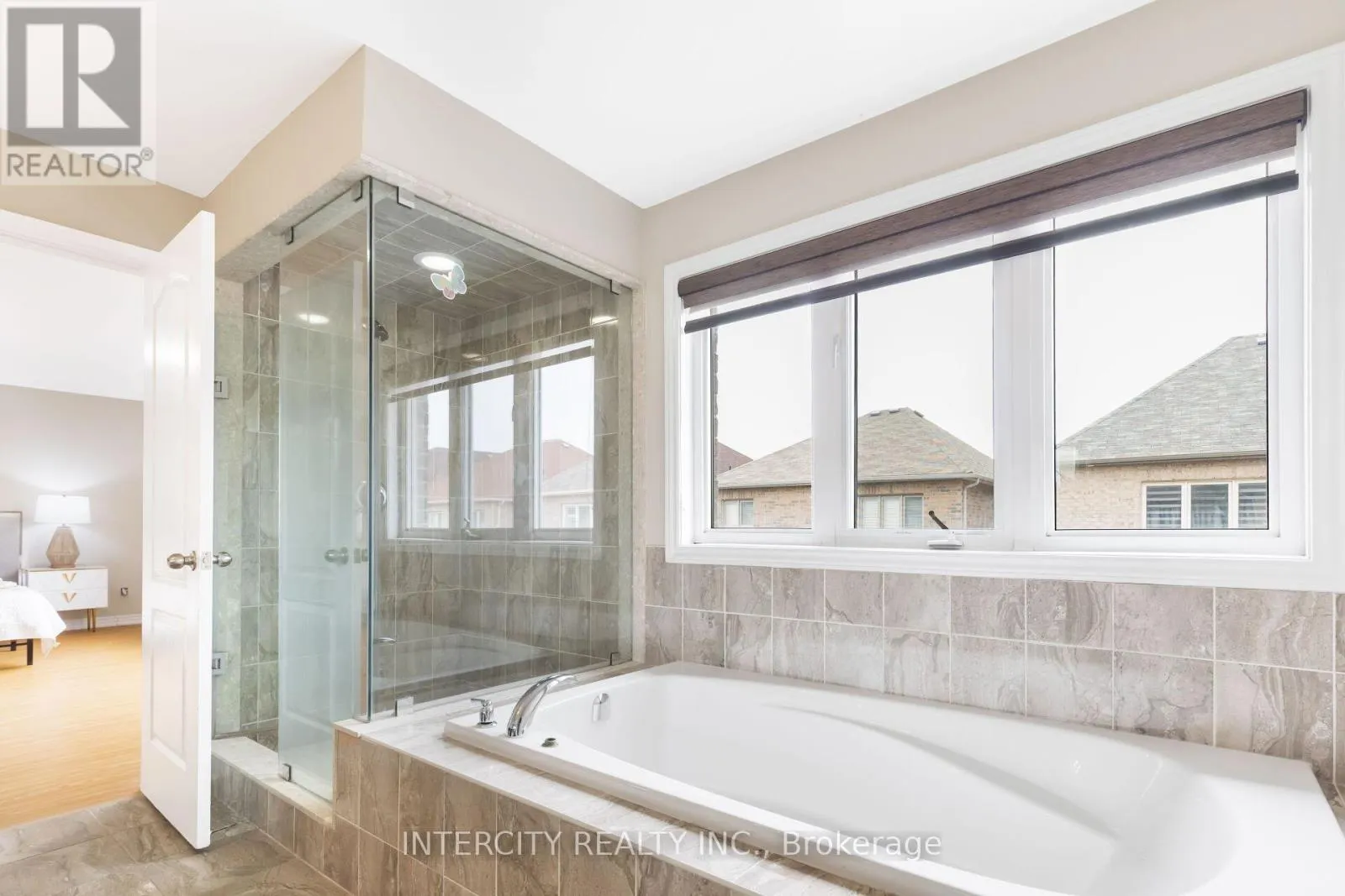 20 RUSSELL CREEK DRIVE